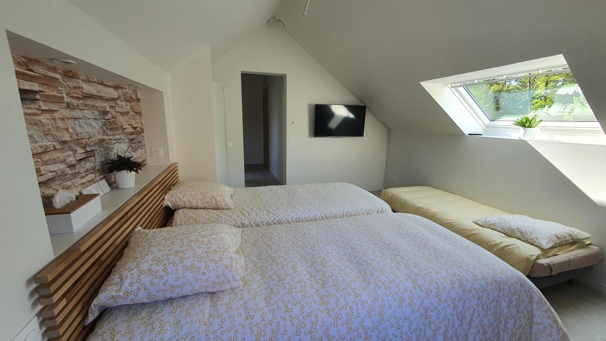 La Chapelle-Saint-Aubin Au Fil De L'Eau B&B 객실 사진